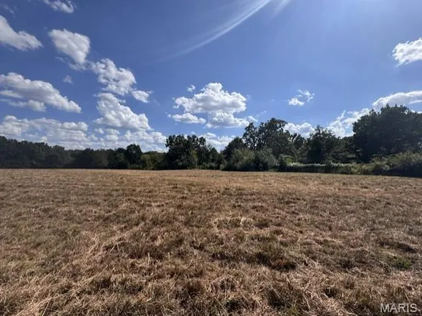 15620 Private Drive 1063, Saint James, MO 65559
