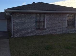7825 Ligustrum Dr, New Orleans, LA 70126