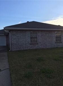 7825 Ligustrum Dr, New Orleans, LA, 70126