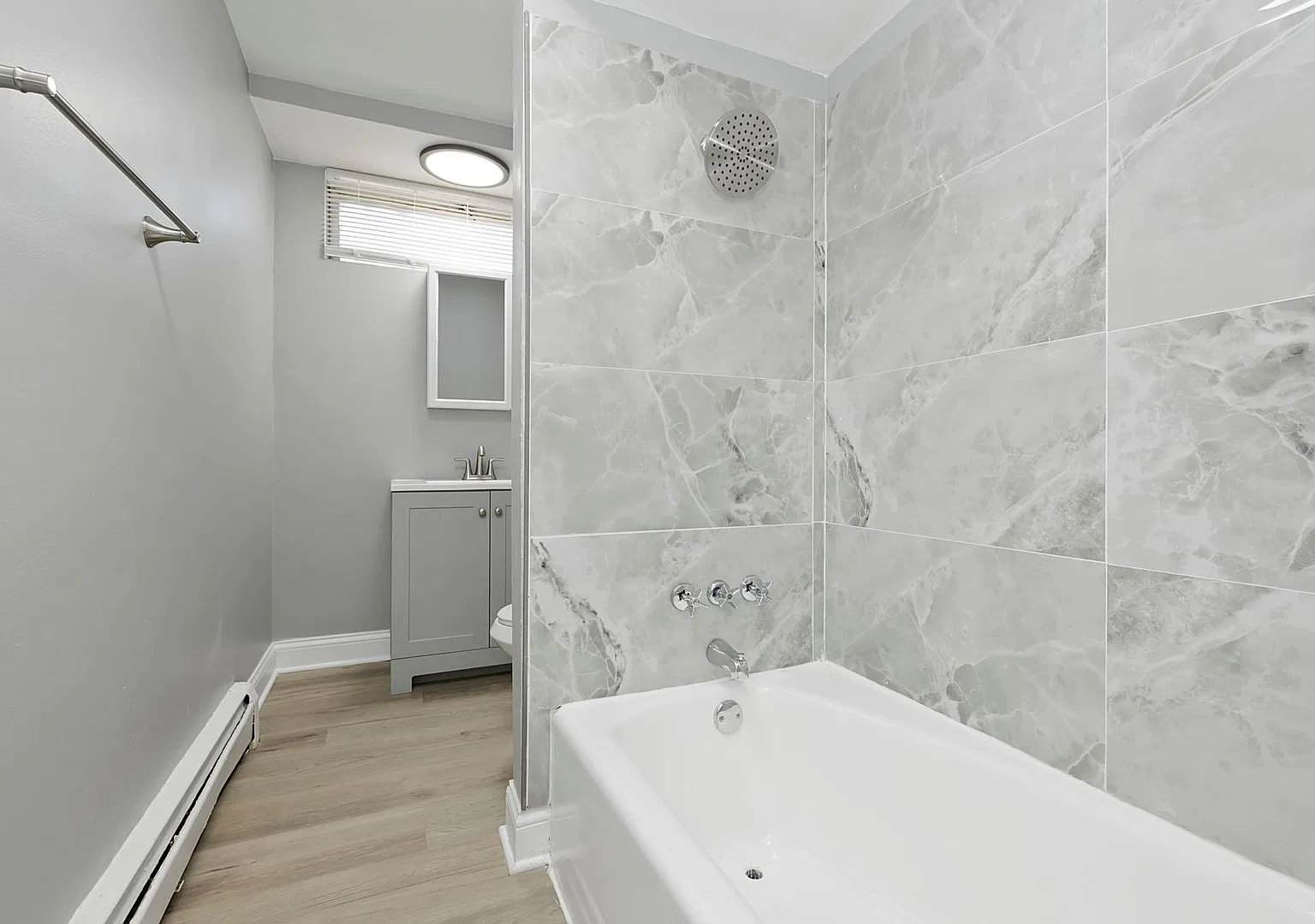 10604 S Walden Parkway — Photo 2
