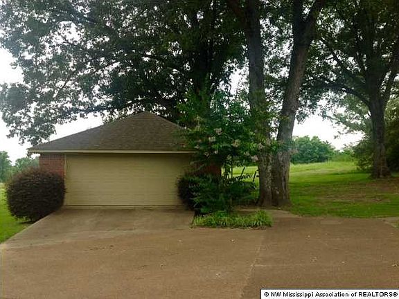 5th image of 112 Oakwood Dr