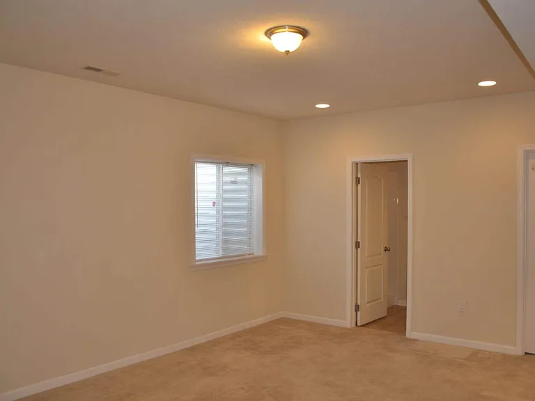 3508 Sun Trl — Photo 12