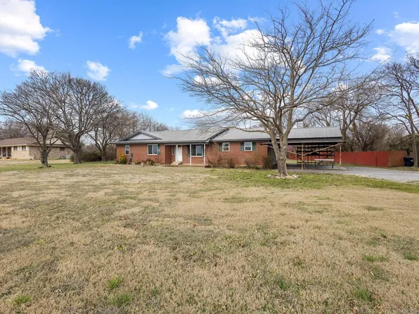 1489 Beasley Blvd, Whitewright, TX 75491