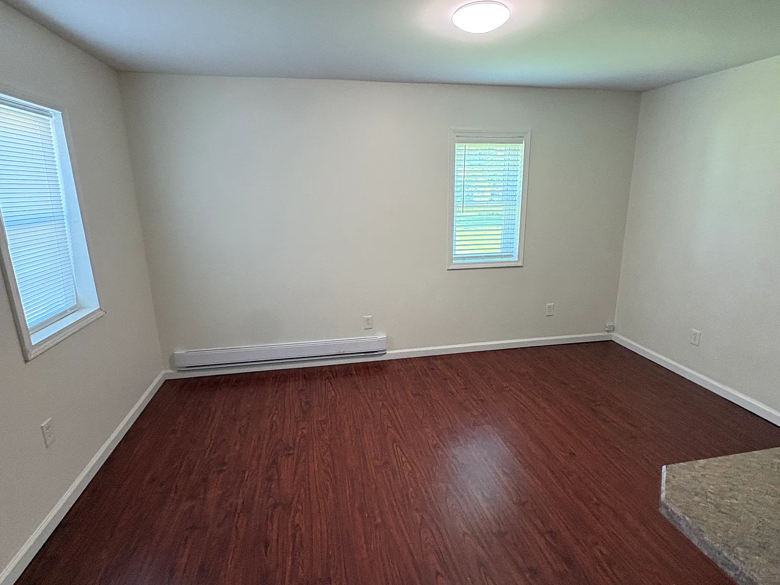 1 bed, 500 sqft, $715 — Photo 1