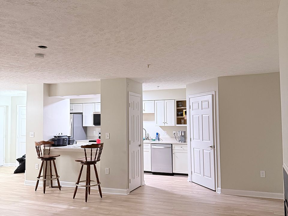 1st image of 631 Admiral Dr #9204