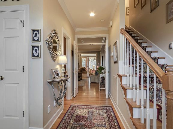 3rd image of 1609 Bickerstaff Blvd