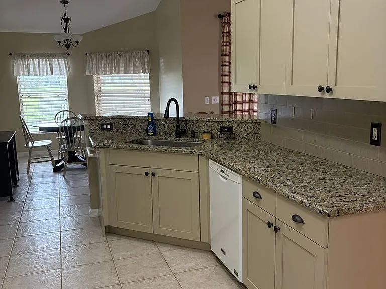 900 Windward Way — Photo 6