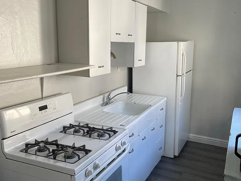 219 Clifton Ave #2 — Photo 12
