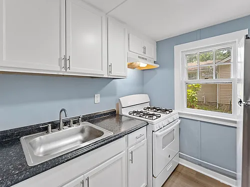 24 Begonia St Photo 1