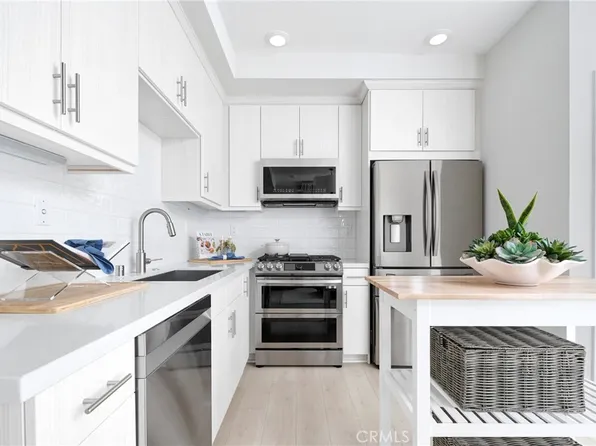 271 Pin Ln, Covina, CA 91722