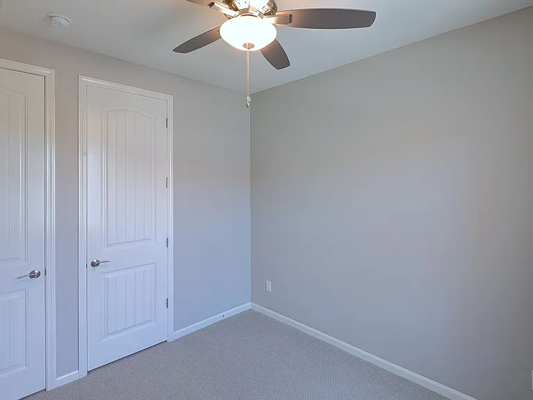 2477 W Market Pl #11 — Photo 30
