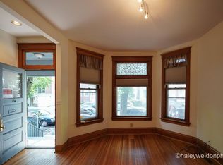 1345 W Fletcher St, Chicago, IL 60657