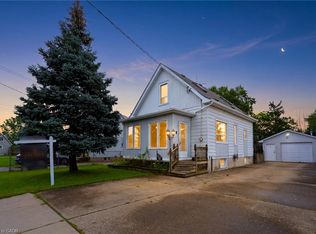 3 1/2 Dundonald St, Saint Catharines, ON L2P 2A8
