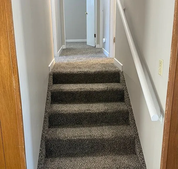 547 Greenwood Dr — Photo 6