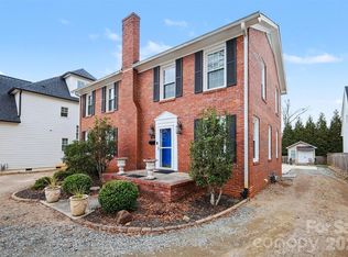 124 Tranquil Ave, Charlotte, NC 28209