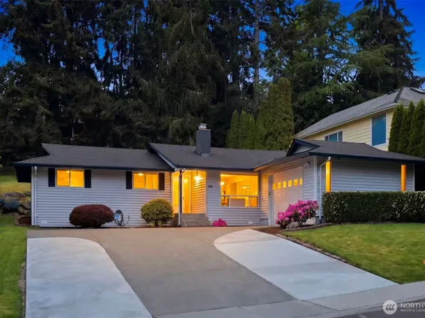 1011 179th Place NE, Bellevue, WA 98008