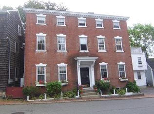 218 Washington St APT 6, Marblehead, MA 01945