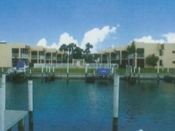 316 Coldeway Dr APT 26, Punta Gorda, FL 33950