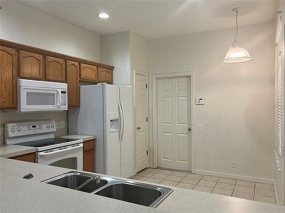 3rd image of 9806 Fan Palm Way