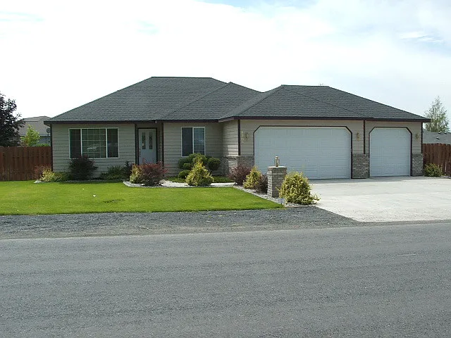 Home for Rent With Water Included!! — Photo 1