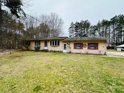 2483 S Sullivan Rd, Ravenna, MI, 49451