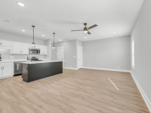 5th image of 1502 Jonathan Wade Cir