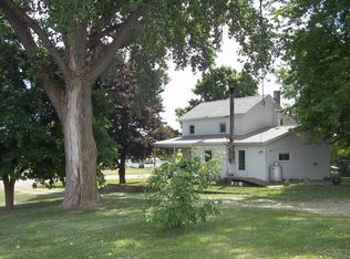 8850 N Adams Rd, North Adams, MI 49262