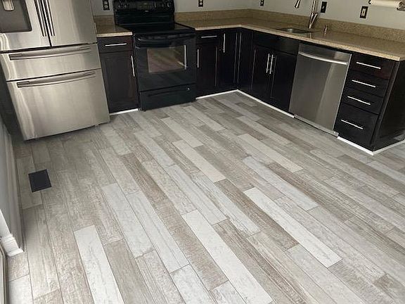 5th image of 8129 Santa Fe Dr