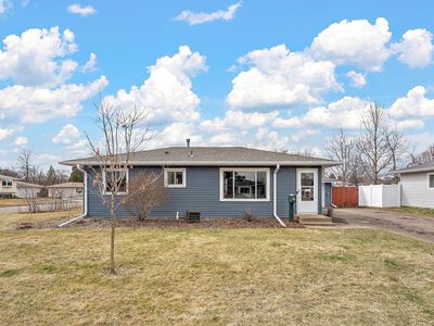 7077 Delaney Ave, Inver Grove Heights, MN, 55076