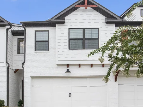 215 N Auburn Landing Pl, Auburn, GA 30011