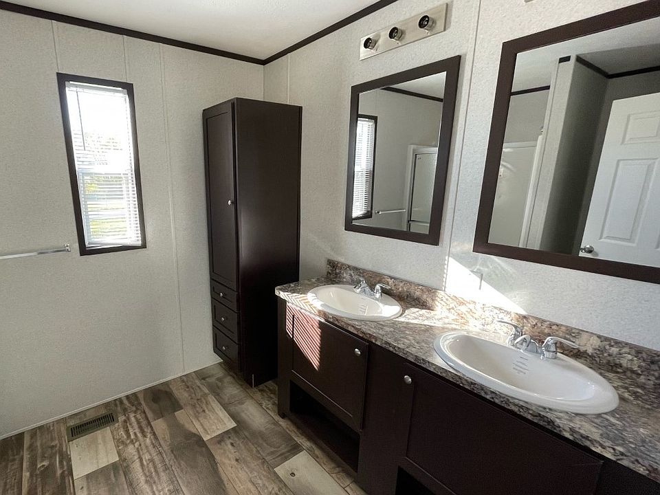 961 Ravencrest Dr, Rochester, IN 46975 Zillow