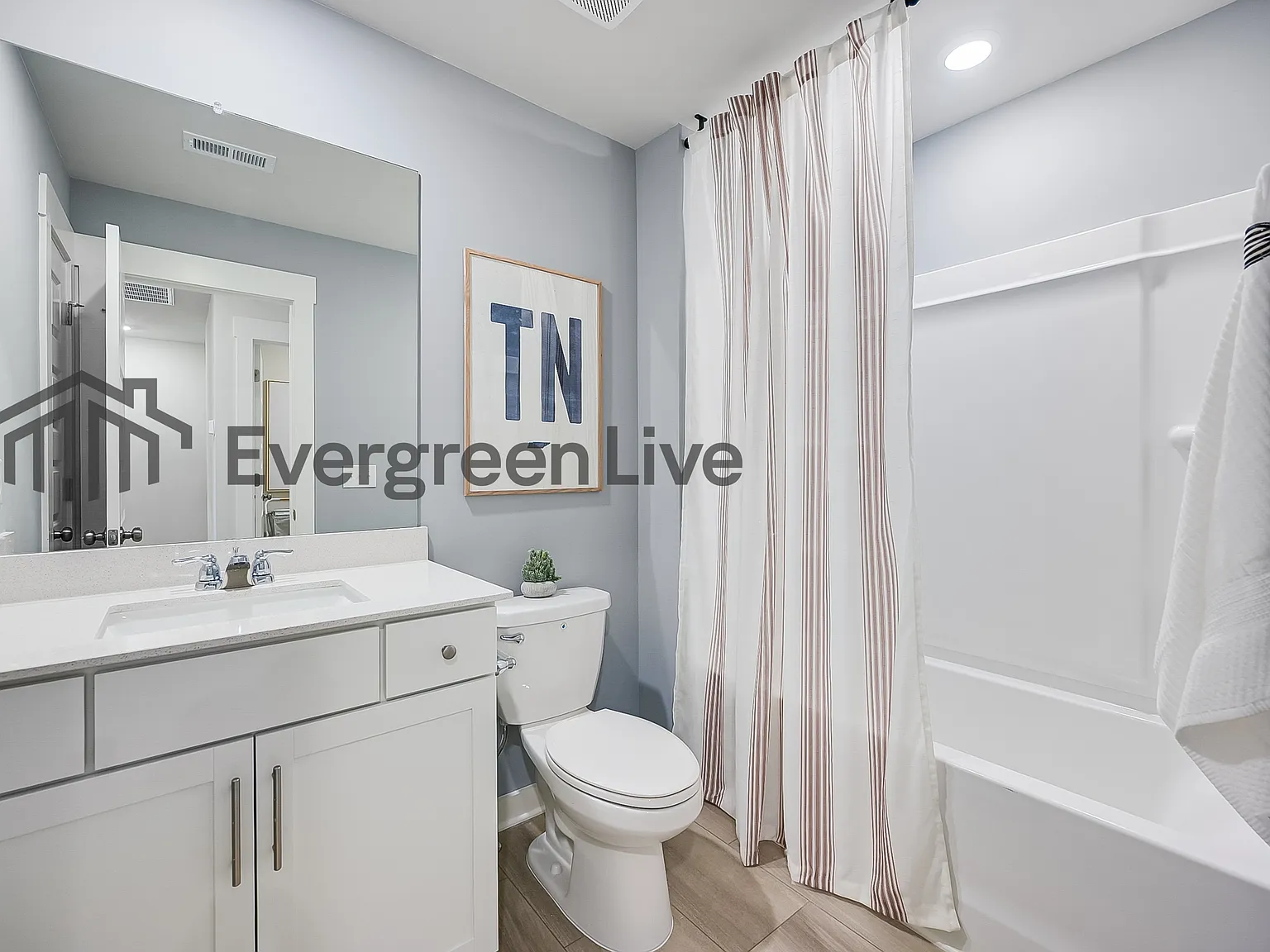 3 bed, 2.5 bath, 1687 sqft, $1,995 — Photo 2