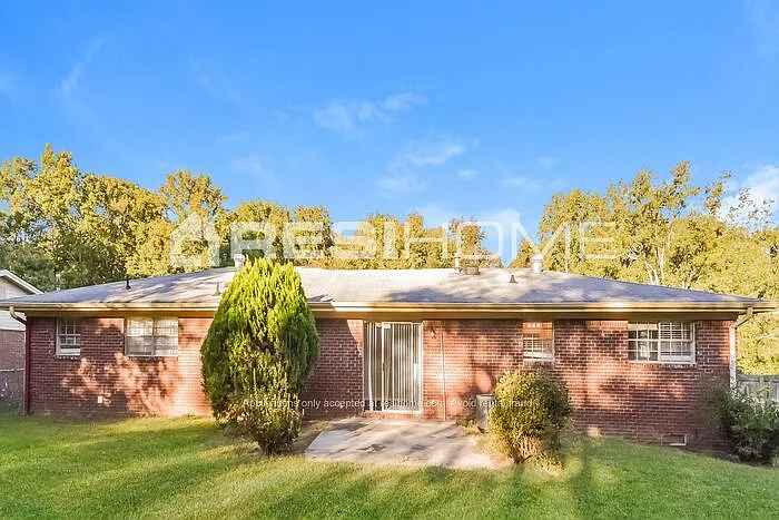7432 Meadows Dr — Photo 17