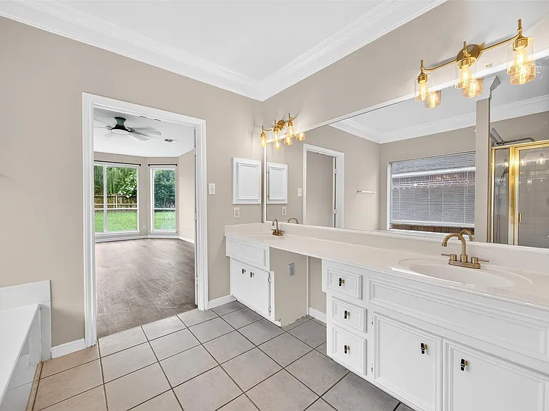 1007 Brannon Park Ln — Photo 24