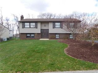 2178 Lancelot Dr, North Huntingdon, PA 15642