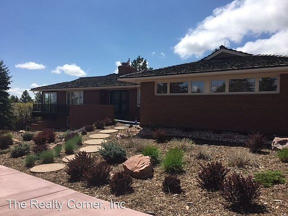 3rd image of 2515 Parkview Blvd