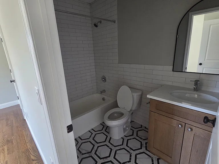 36 Shaw Ave #2 — Photo 11