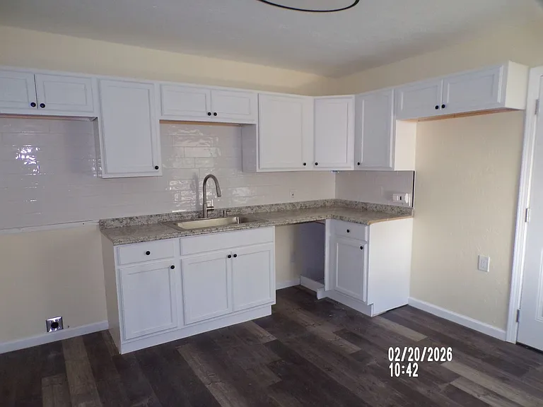 1214 NW Lincoln Ave — Photo 8