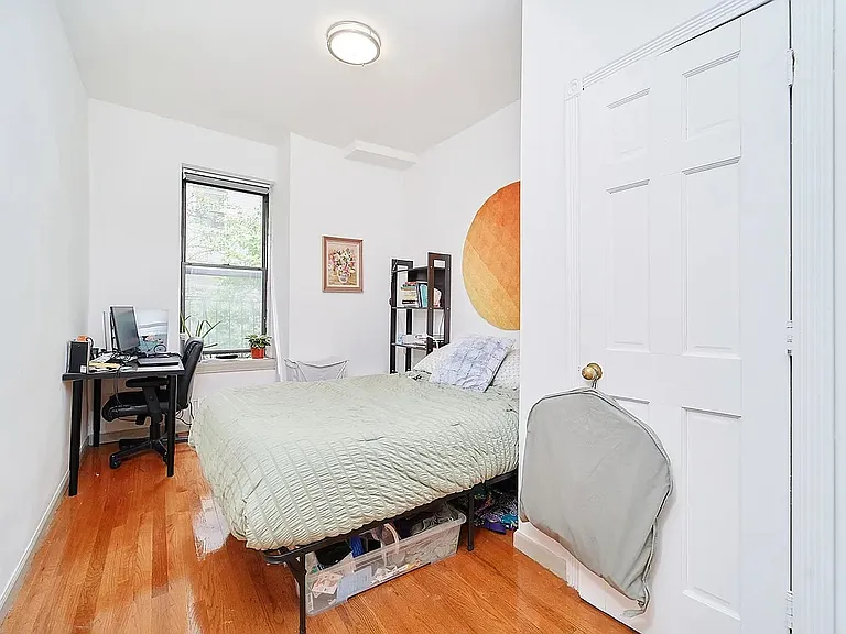152 E 22nd St #2E — Photo 5