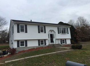 5 Glenna Dr, Smithfield, RI 02917