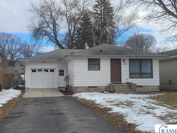 810 N Garden St, New Ulm, MN 56073