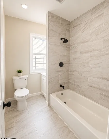 72 N 13th St #2 — Photo 3