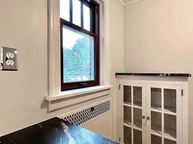 224 E Pine St #6 — Photo 16