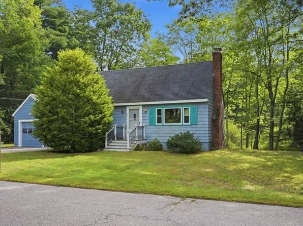 7 Fran Avenue, Plaistow, NH 03865