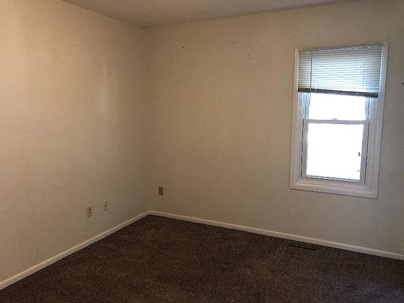 4th image of 517 Broadwater Ave