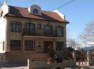 2216 E 63rd St, Brooklyn, NY 11234
