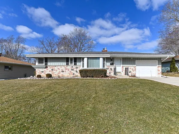 5400 Laura LANE, Greendale, WI 53129