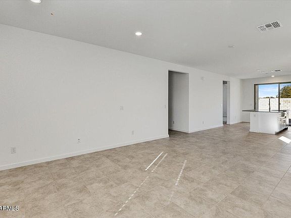 5th image of 17326 W SUNNYSLOPE Lane