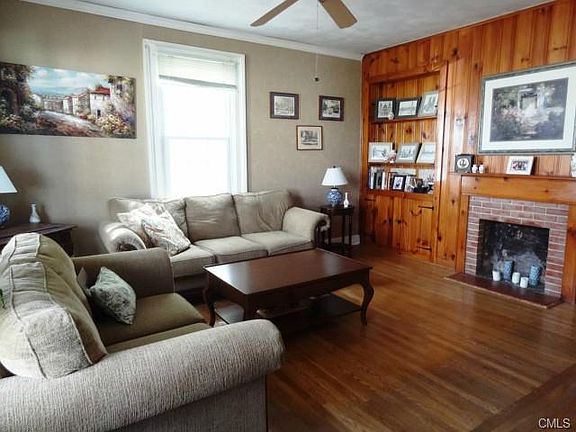 2nd image of 7 Calderwood Ct