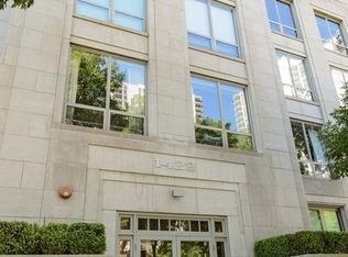 1422 N La Salle Dr APT 402, Chicago, IL 60610